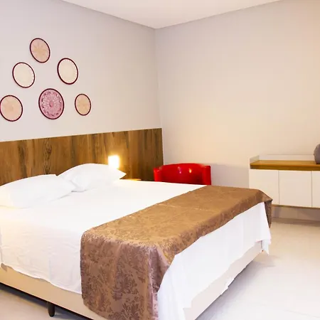 Fiori Suites Goiânia Room photo