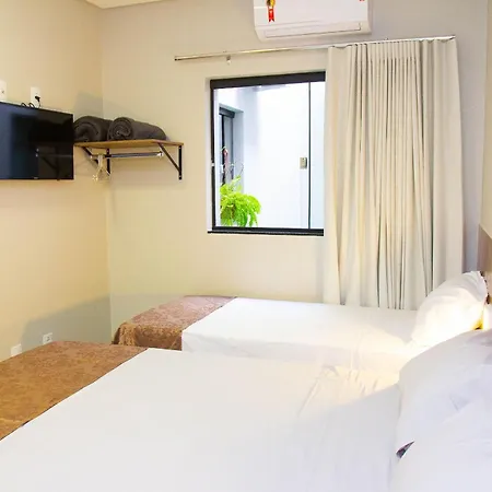 Fiori Suites Goiânia Exterior photo